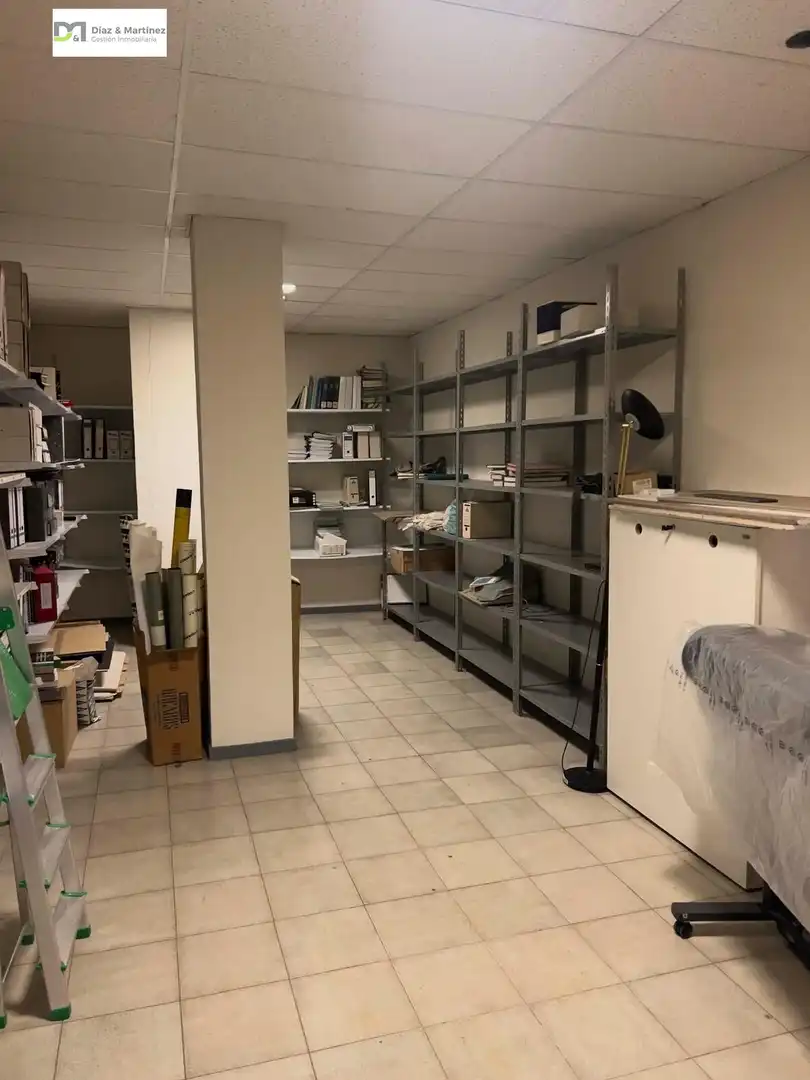 Local comercial en venda a San Claudio - La Chantría, imagen 4