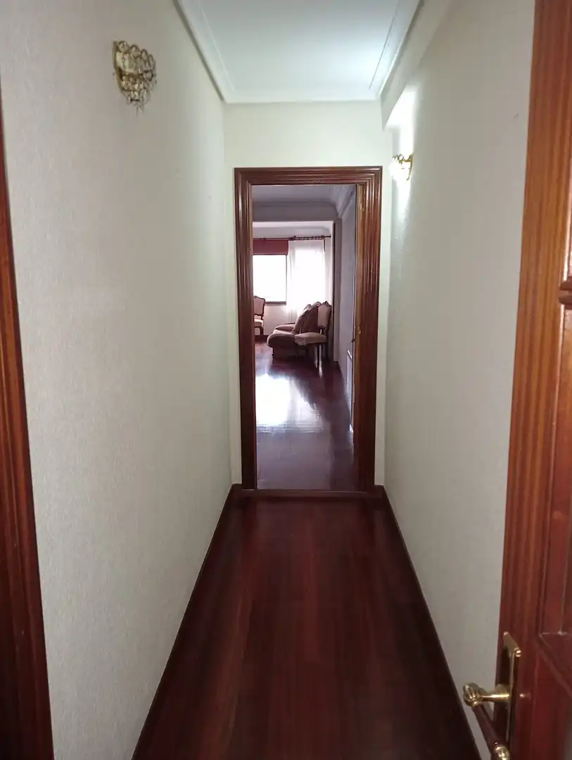 Piso en venta en Torrelavega  con Calefacción y Parquet