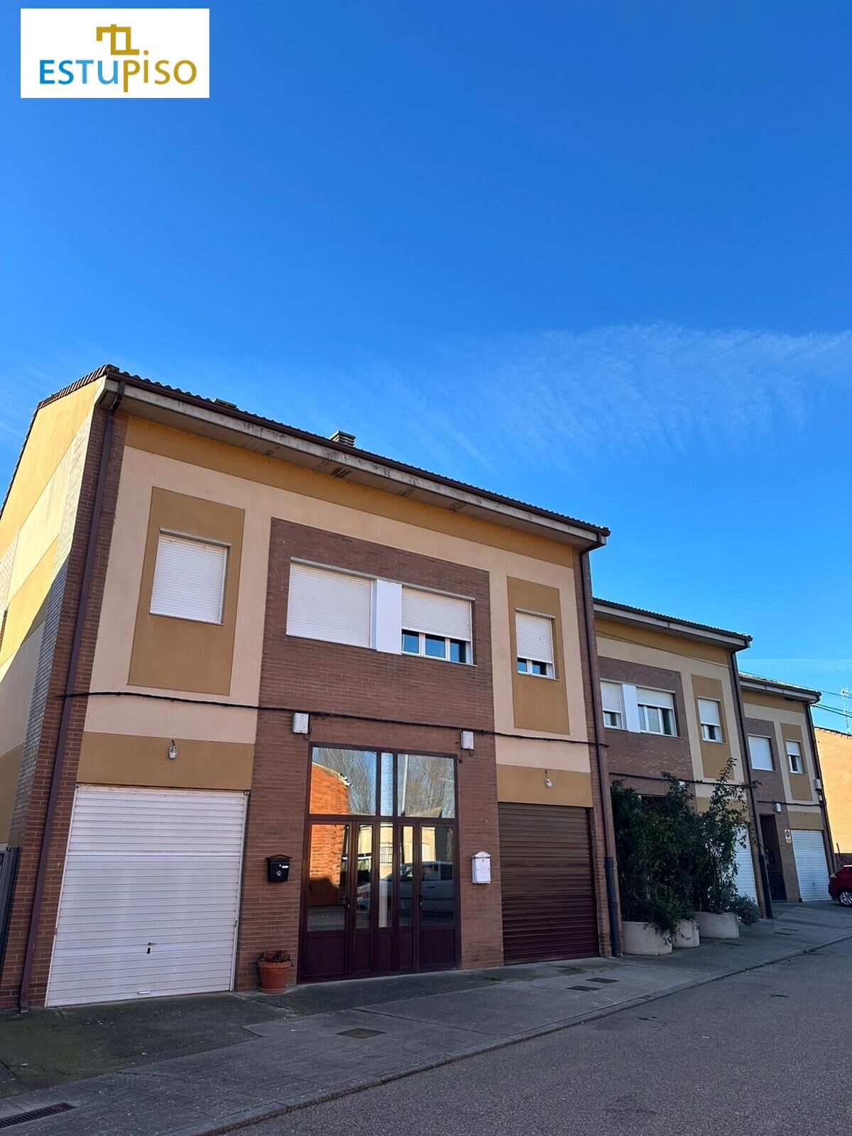 Exterior view of Single-family semi-detached for sale in Hospital de Órbigo  with Heating, Private garden and Terrace