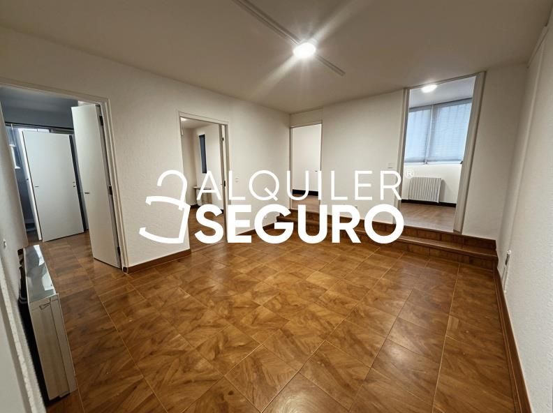 Dormitori de Pis de lloguer en  Madrid Capital amb Calefacció