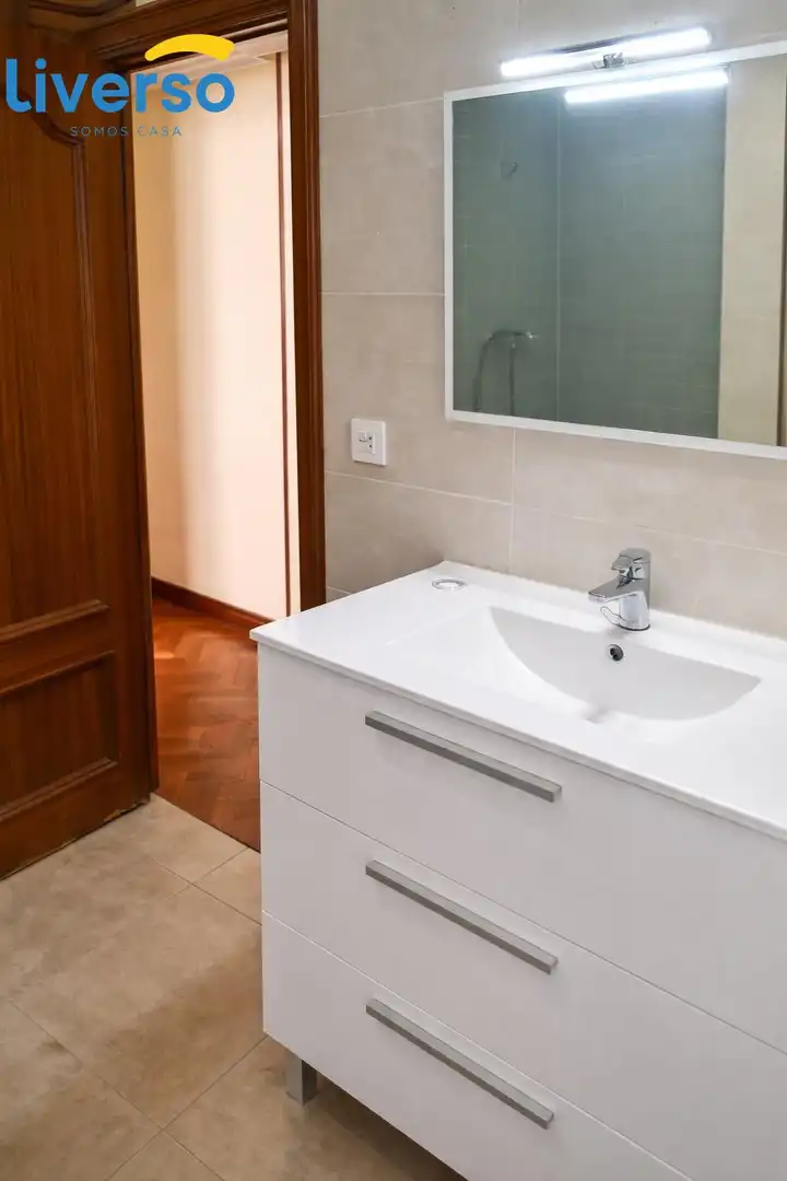 Baño de Piso en venta en Aranda de Duero con Calefacción, Parquet y Trastero