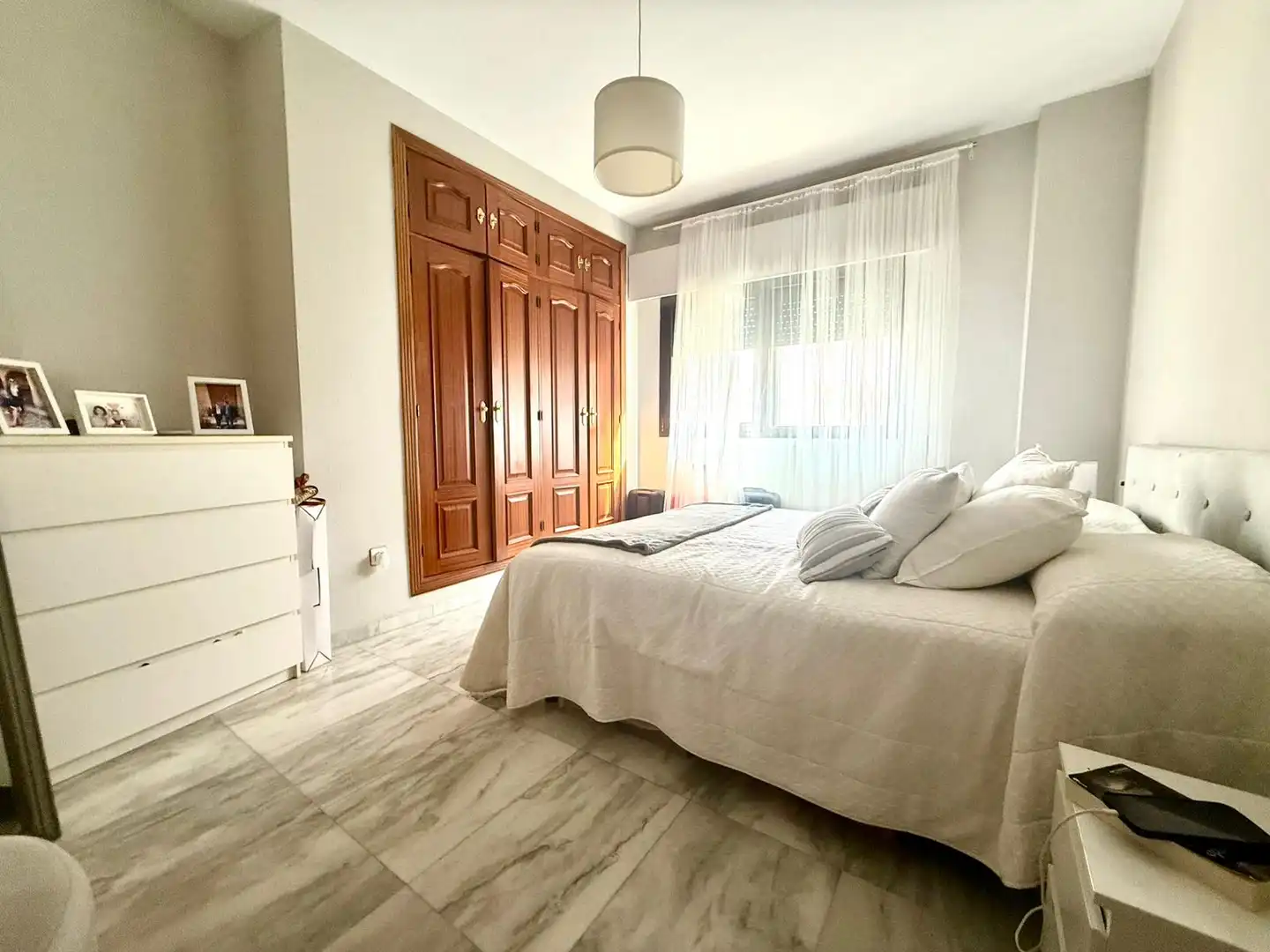 Bedroom of Flat for sale in Sevilla  with Furnished