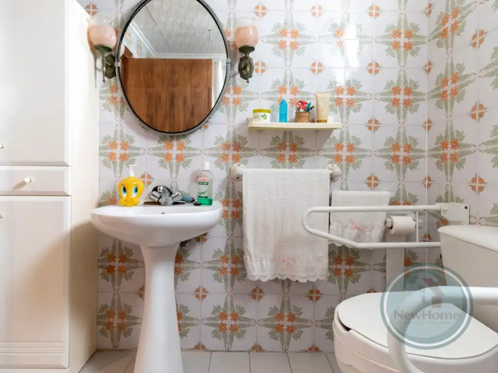 Baño de Piso en venta en Santa Pola con Aire acondicionado y Balcón