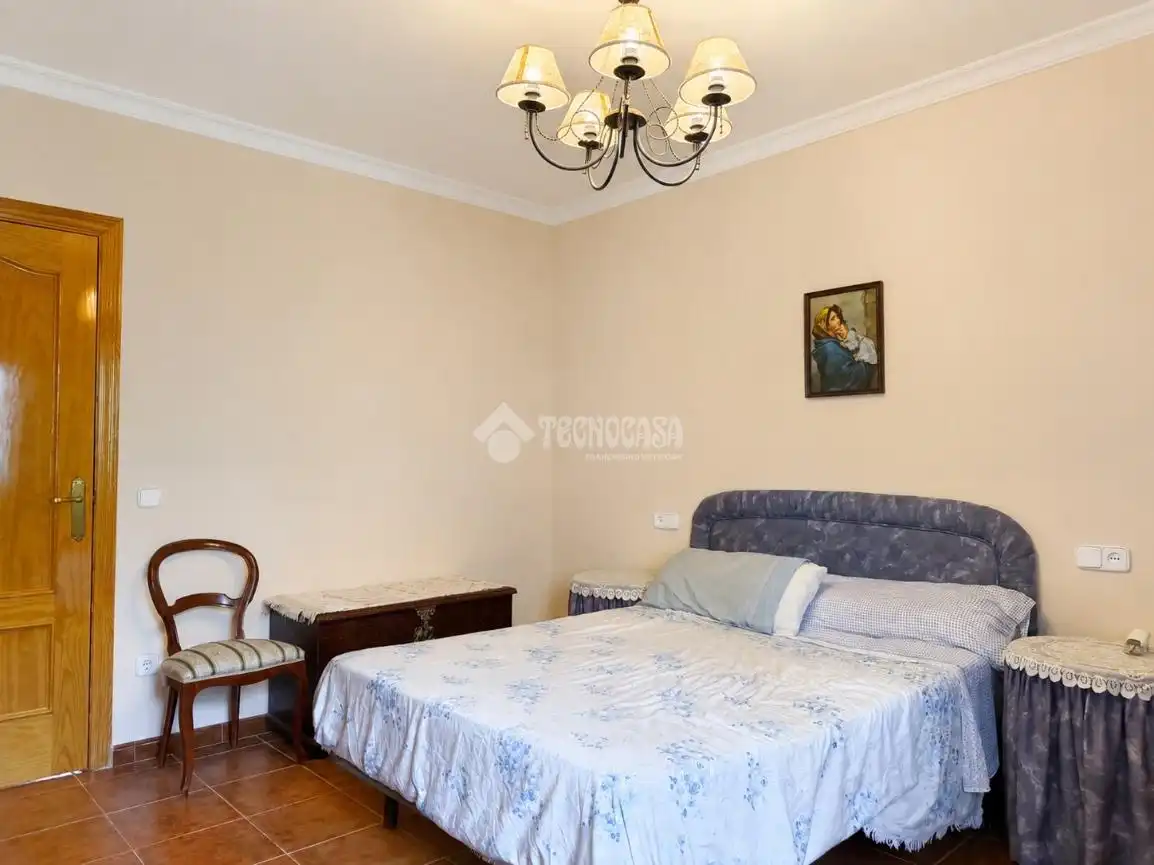 Habitación de Casa o chalet en venta en Ciruelos con Calefacción, Piscina y Balcón