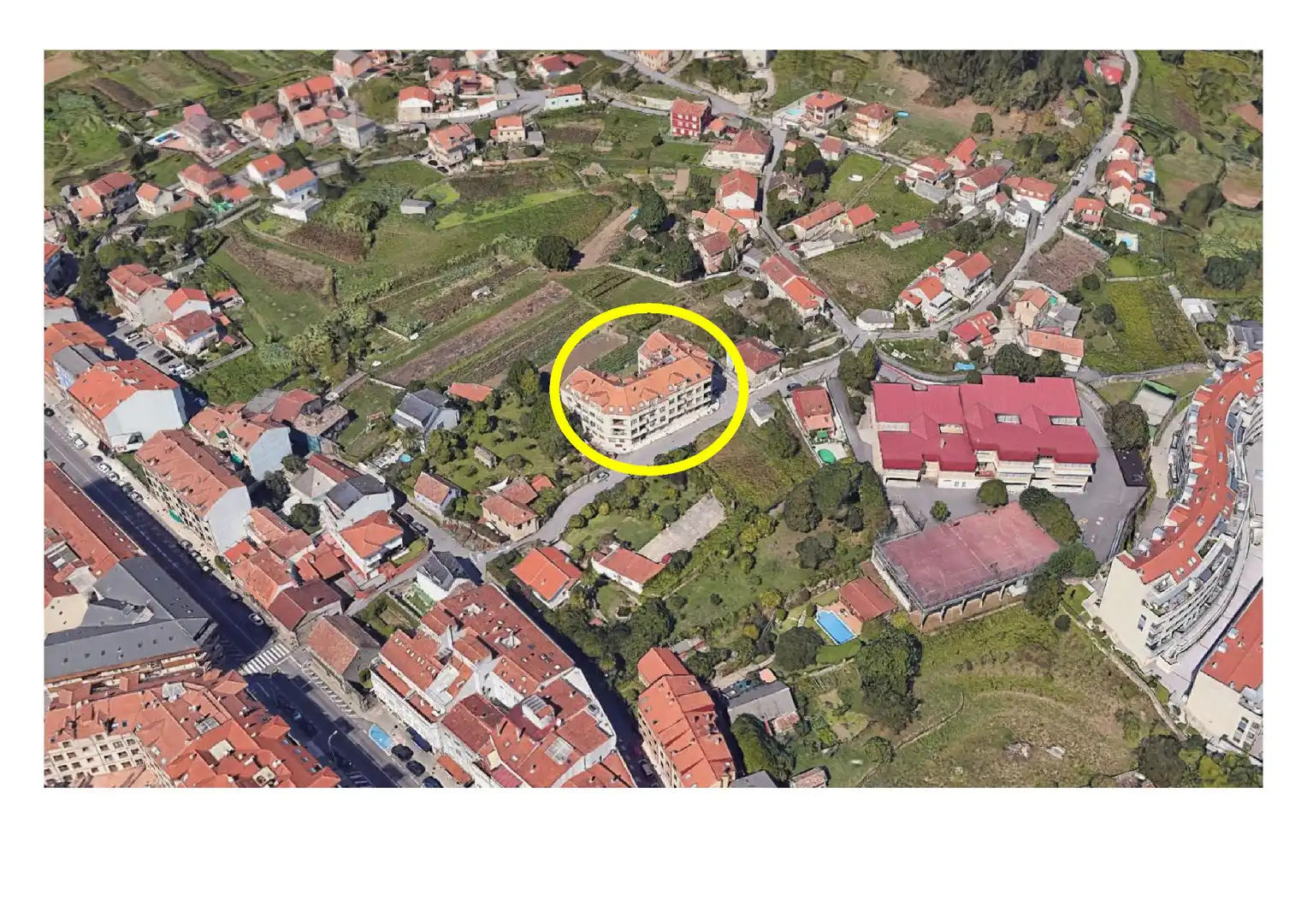 Vista exterior de Ático en venta en Poio con Calefacción, Parquet y Terraza