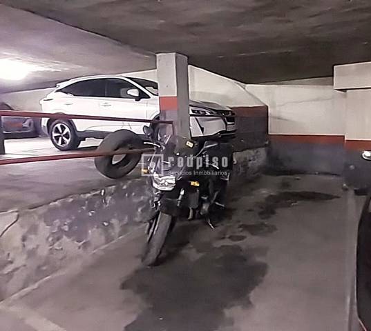 Garaje en Venta en La Espinilla - Parque Blanco