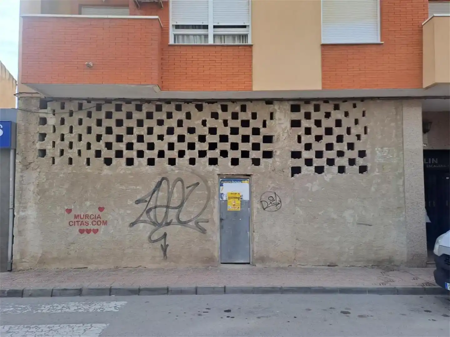 Vista exterior de Local de lloguer en Mazarrón Casco Urbano