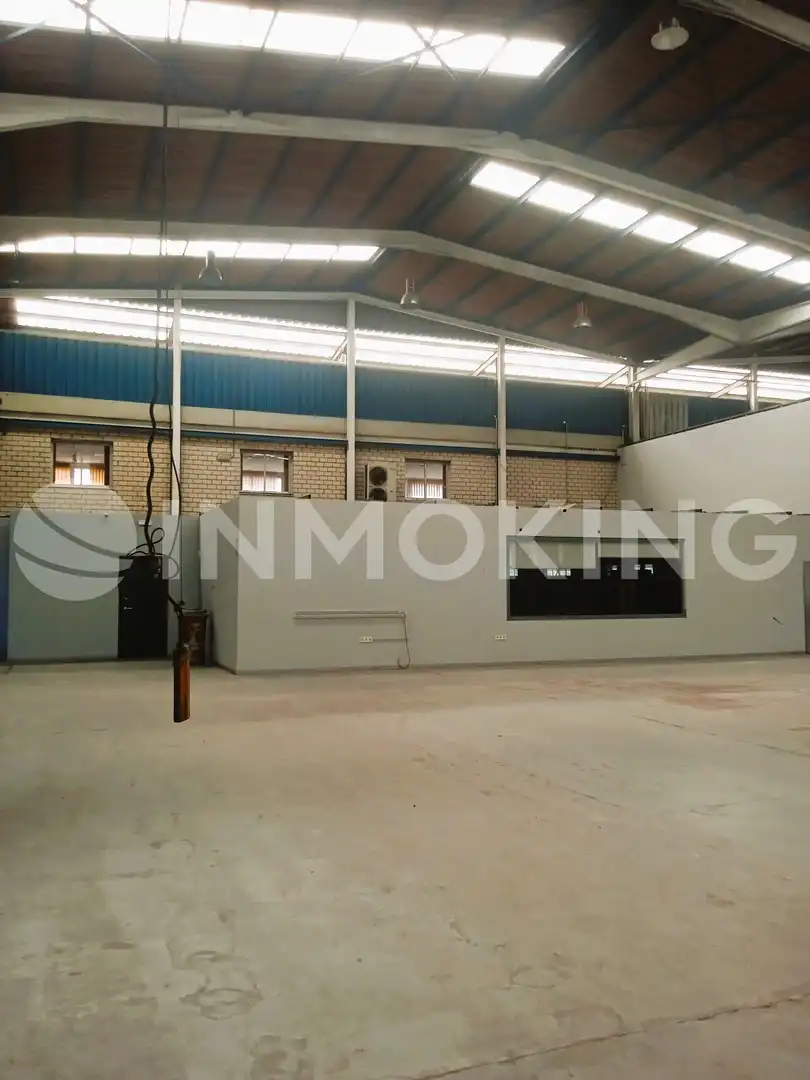Industrial buildings for sale in Pinto