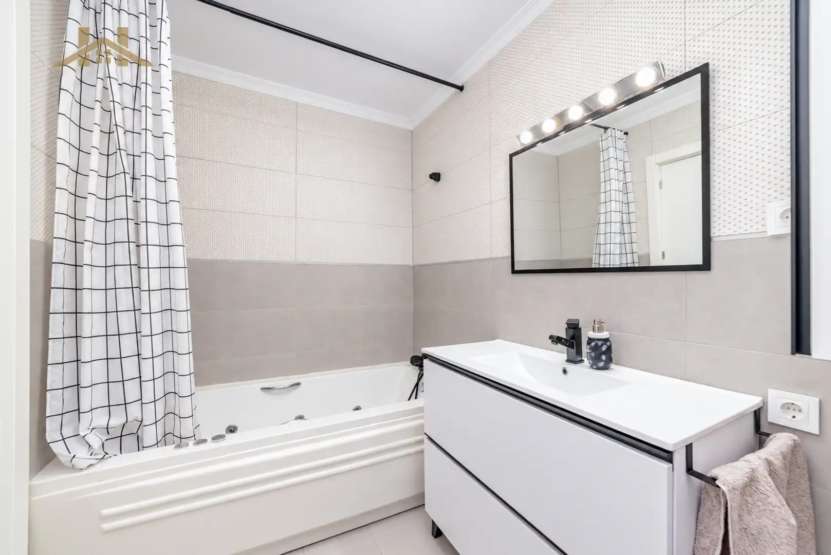 Detached house with terrace for sale in Calle Taeña, imagen 23