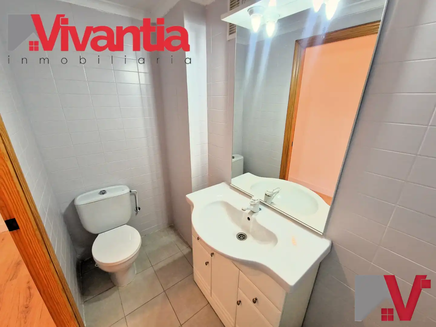 Baño de Piso en venta en Lorca con Aire acondicionado, Parquet y Terraza