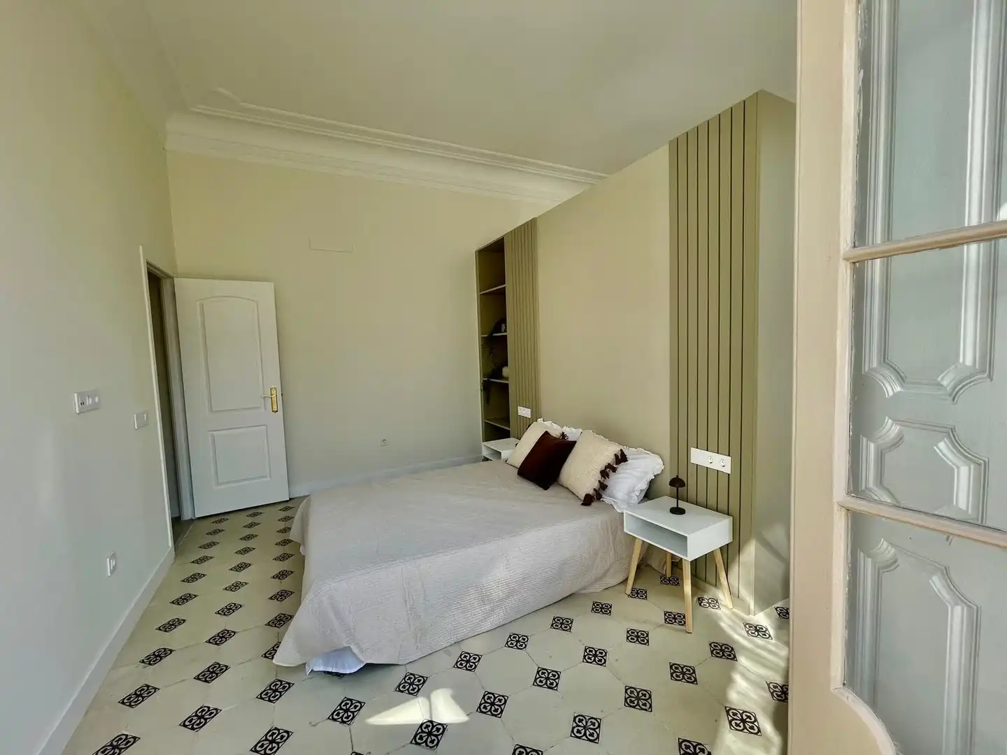 Habitación de Piso en venta en Málaga con Terraza y Balcón