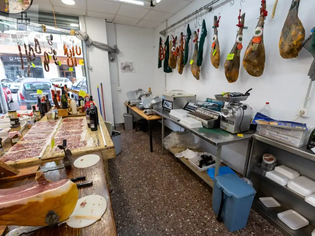 Local comercial en traspàs a Avenida Remolar, imagen 3