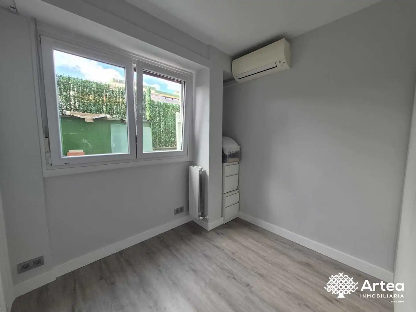 Habitación de Piso de alquiler en Bilbao  con Aire acondicionado, Calefacción y Jardín privado