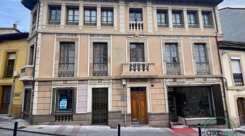 Edificio de Tres Plantas con Gran Potencial en Noreña