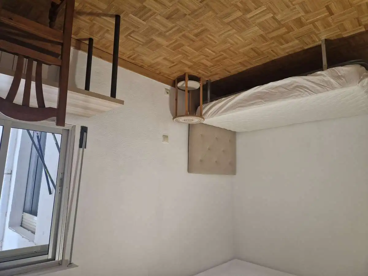 Schlafzimmer von Wohnung zur untervermieten in Salamanca mit Heizung, Terrasse und Möbliert