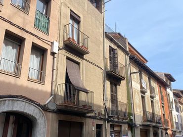 Gemischtgenutztes Gebäude zum Verkauf in Carrer Nou