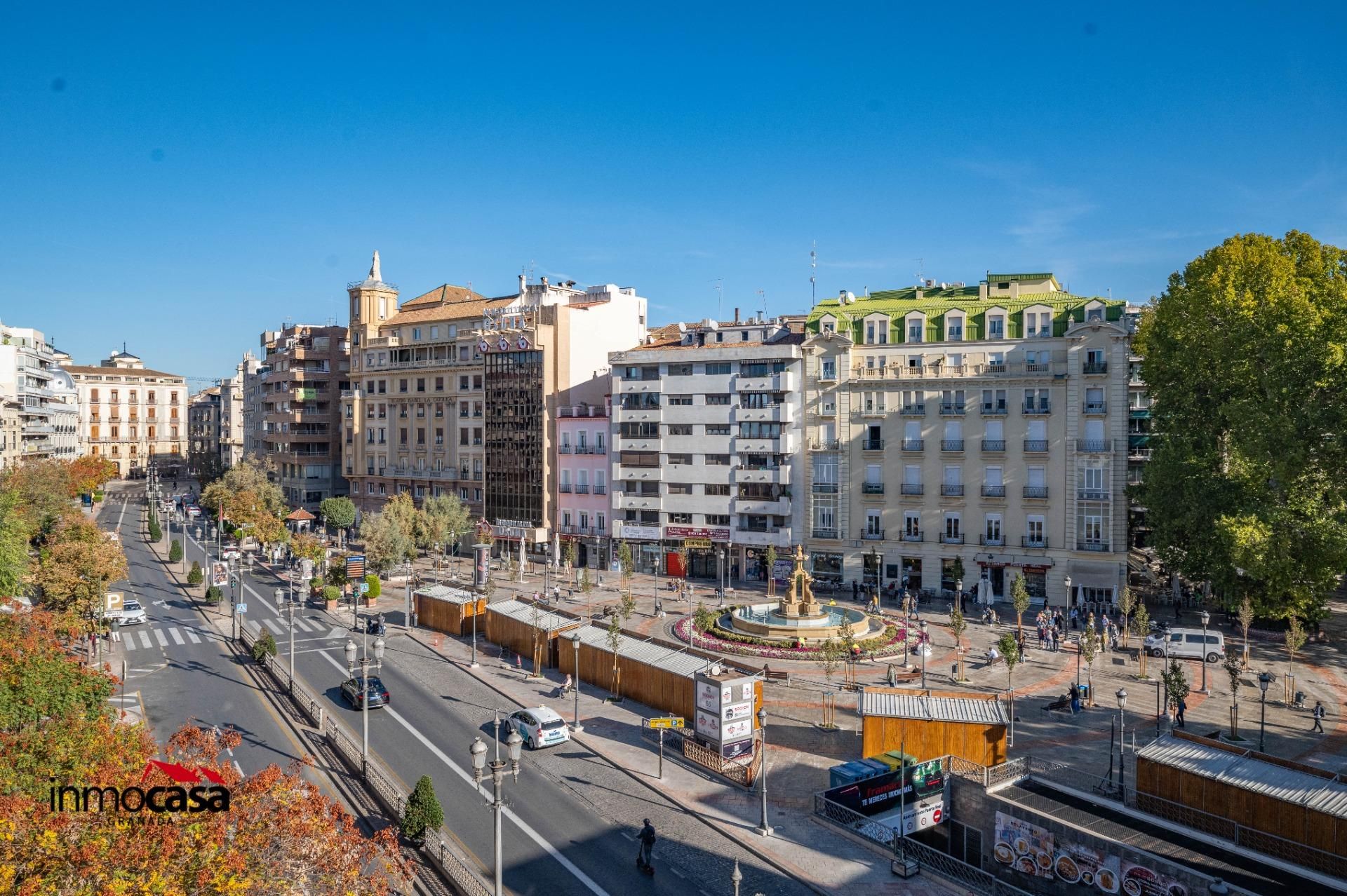 Vista exterior de Pis en venda en  Granada Capital