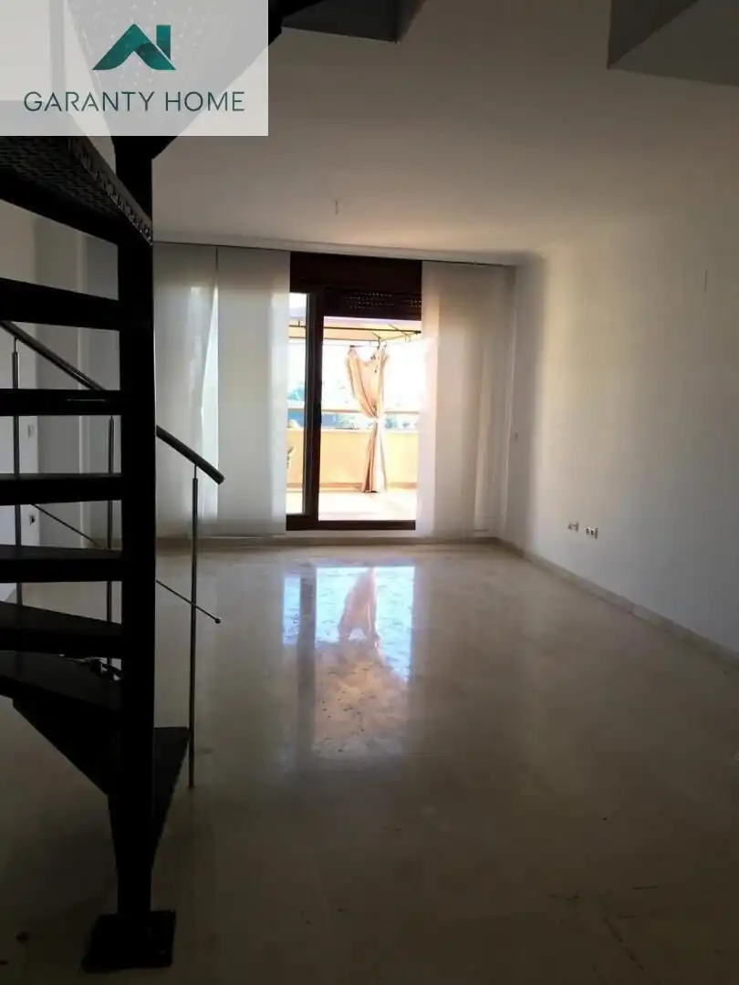 Ático de alquiler en Benalmádena con Aire acondicionado, Jardín privado y Terraza