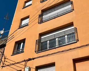 Vista exterior de Pis en venda en Vic