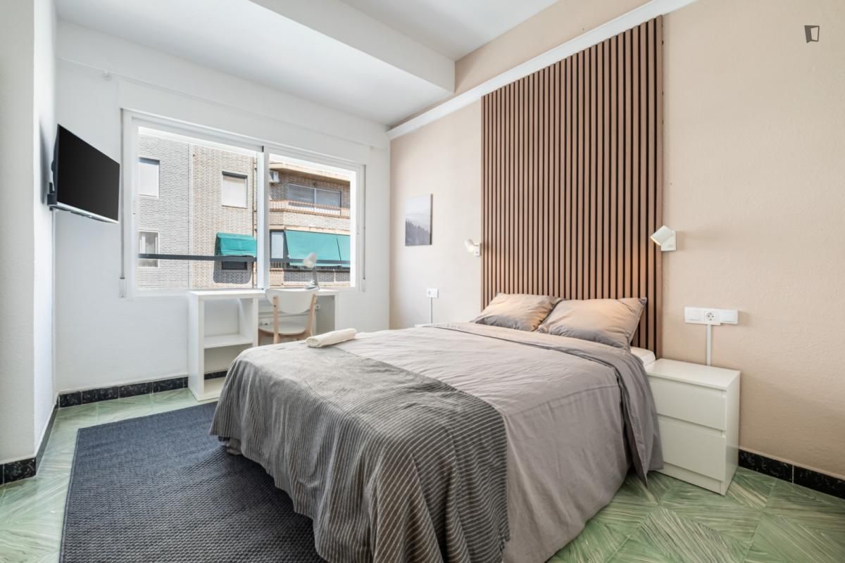 Habitación de Apartamento para compartir en Alicante / Alacant con Amueblado, Horno y Lavadora