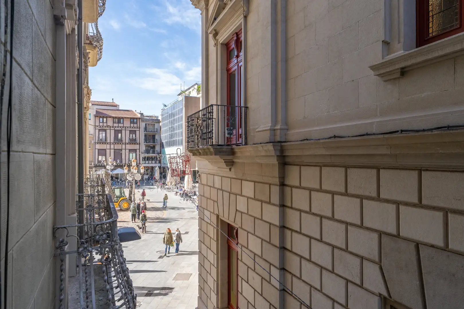 Außenansicht von Büro zur Miete in Reus mit Klimaanlage, Heizung und Balkon