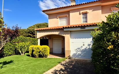 Exterior view of Single-family semi-detached for sale in L'Escala  with Air Conditioner, Heating and Terrace