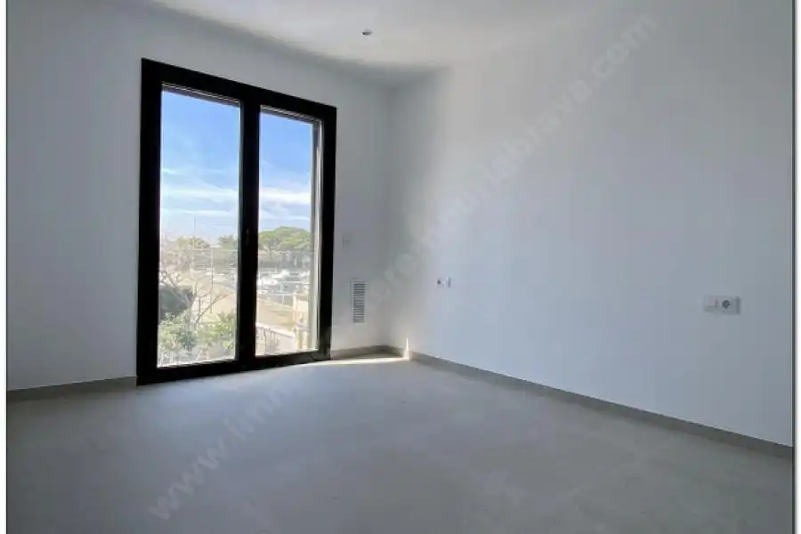 Villa zum Verkauf in Requesens, imagen 10