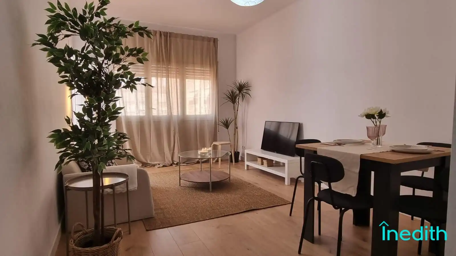 Sala de estar de Piso en venta en El Prat de Llobregat con Calefacción, Parquet y Terraza