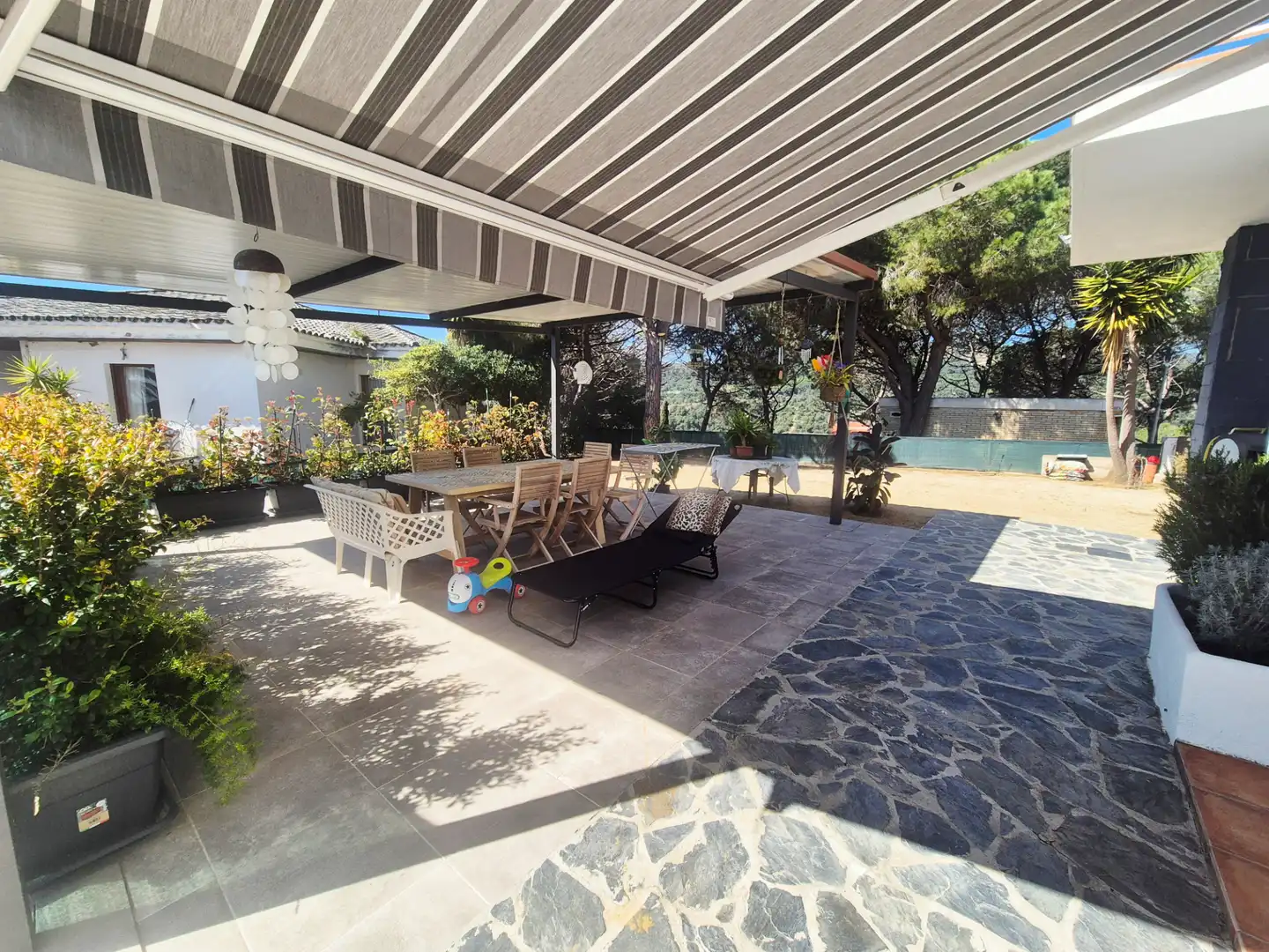 Casa con terraza en venta en Carrer Llorenç Trias 13, imagen 8