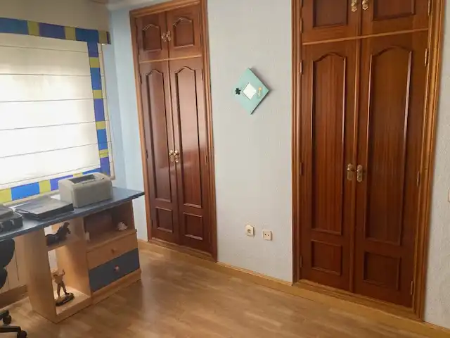 Dormitori de Casa o xalet en venda en Olías del Rey amb Aire condicionat, Calefacció i Jardí privat