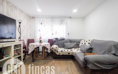 Living room of Flat for sale in Terrassa
