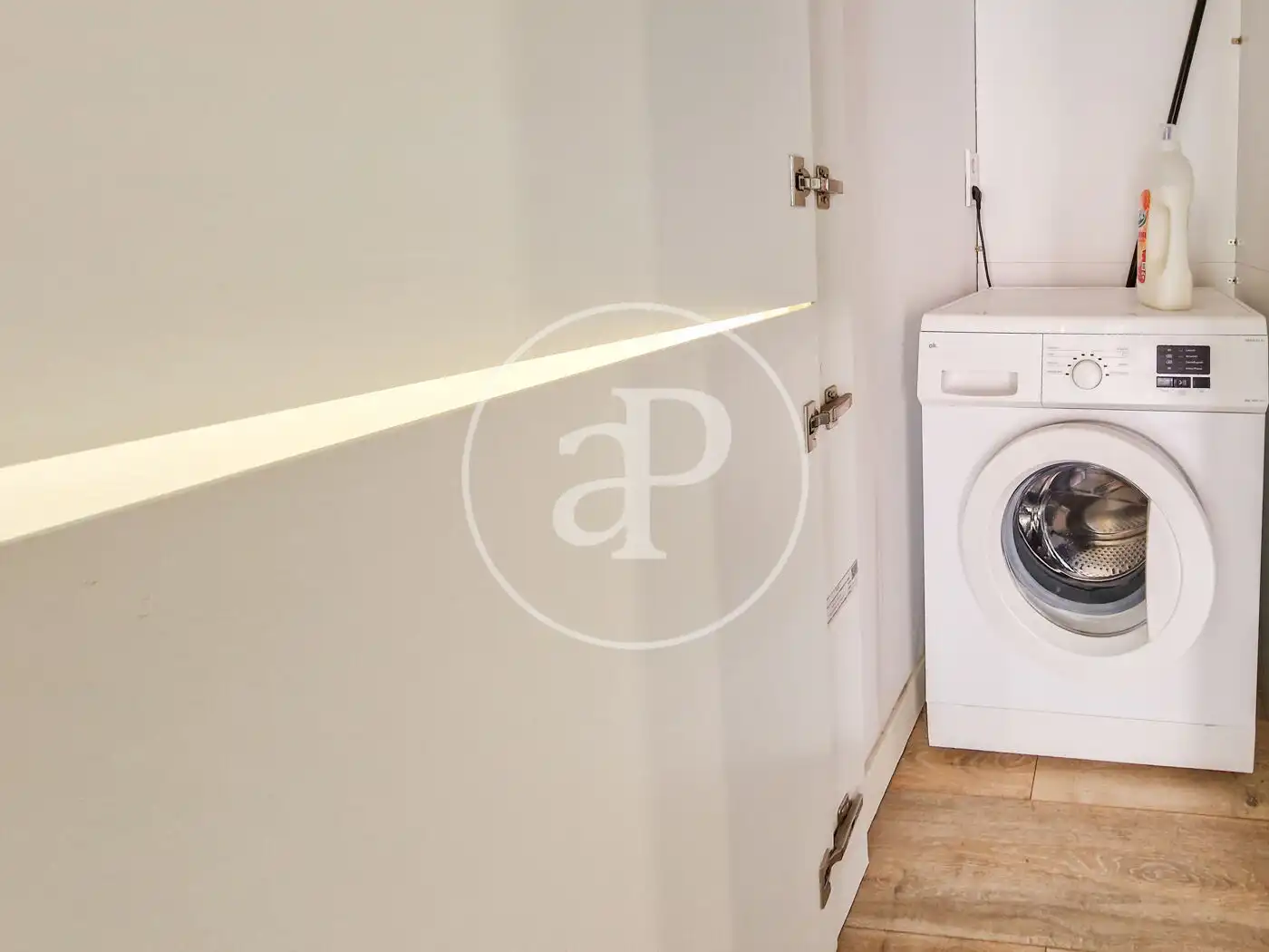 Cuina de Pis en venda en Barcelona amb Aire condicionat, Calefacció i Terrassa