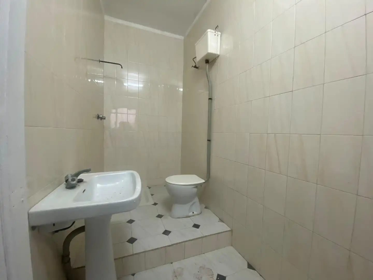 Business premises for sale in Calle Calle Pintor Ribera, imagen 2