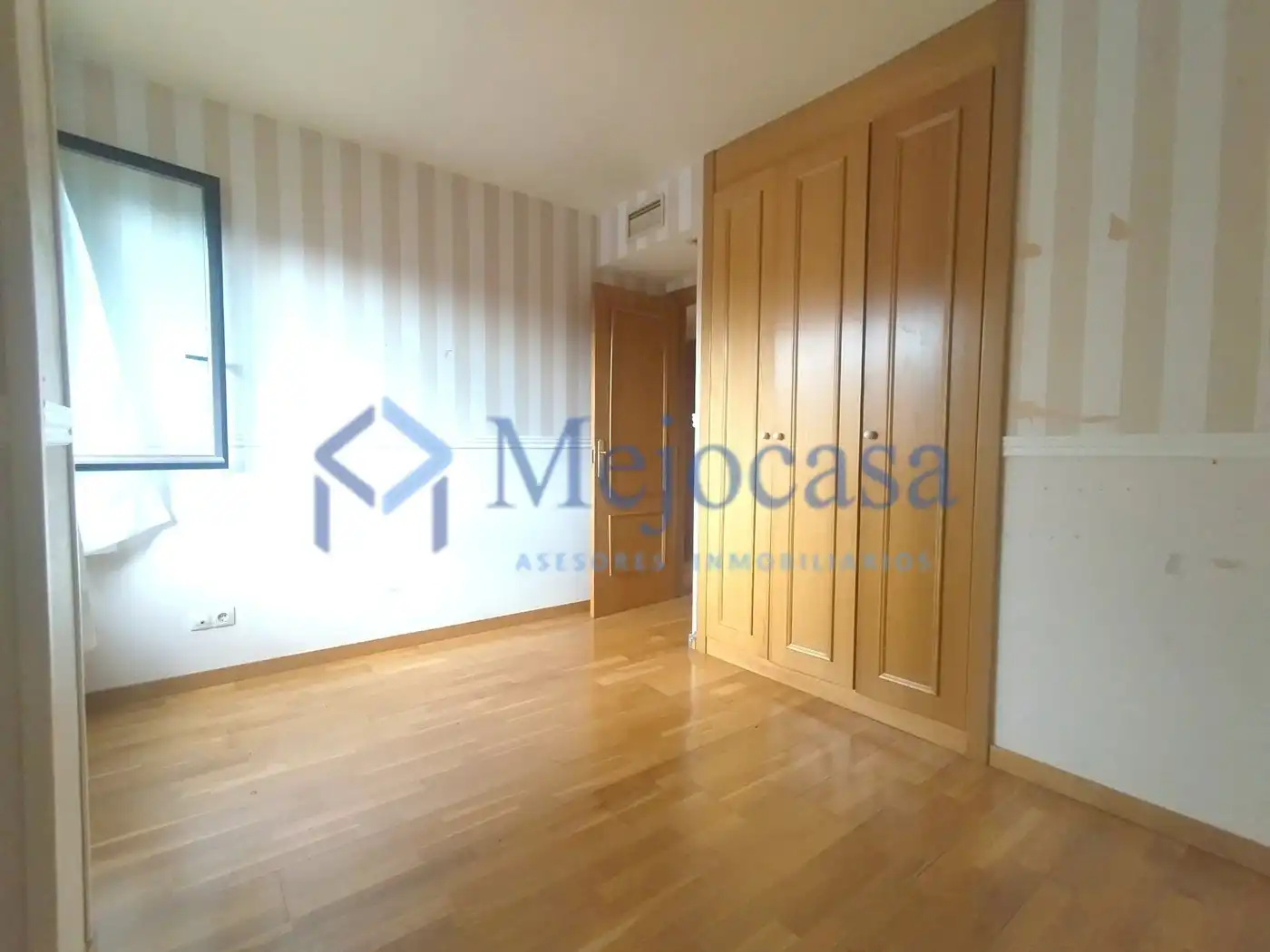 Bedroom of Flat for sale in Madrid  with Air Conditioner, Heating and Private garden