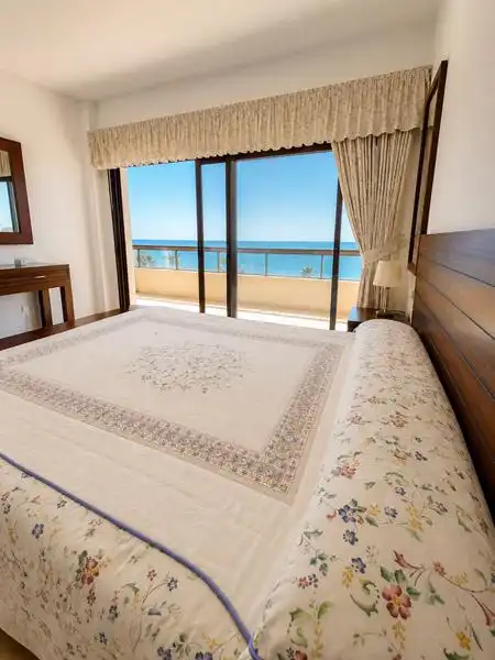 Schlafzimmer von Wohnung zur Miete in Estepona mit Terrasse