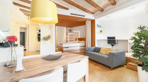 Foto 3 de Piso en venta en Sant Antoni, Barcelona Capital