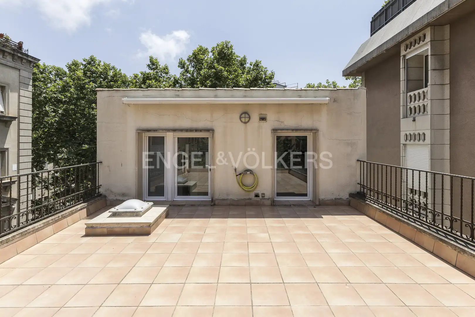Terraza de Casa o chalet en venta en Barcelona con Aire acondicionado, Calefacción y Jardín privado