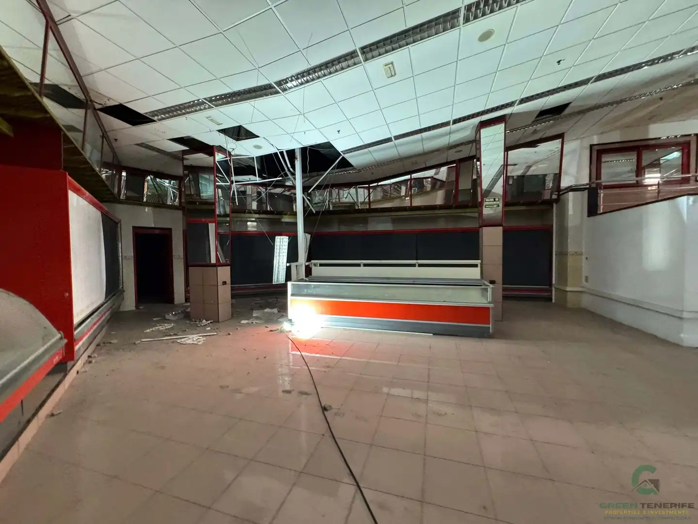 Local comercial de lloguer a Av. Santiago Puig, imagen 27
