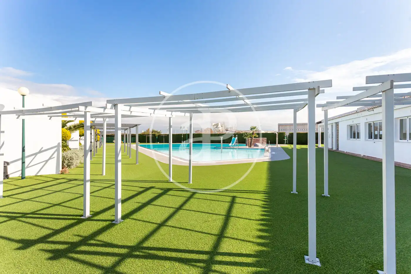 Piscina de Pis en venda en Riba-roja de Túria amb Aire condicionat, Calefacció i Jardí privat