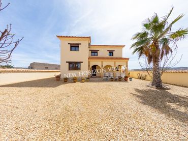 Casa con piscina in vendita a Campo