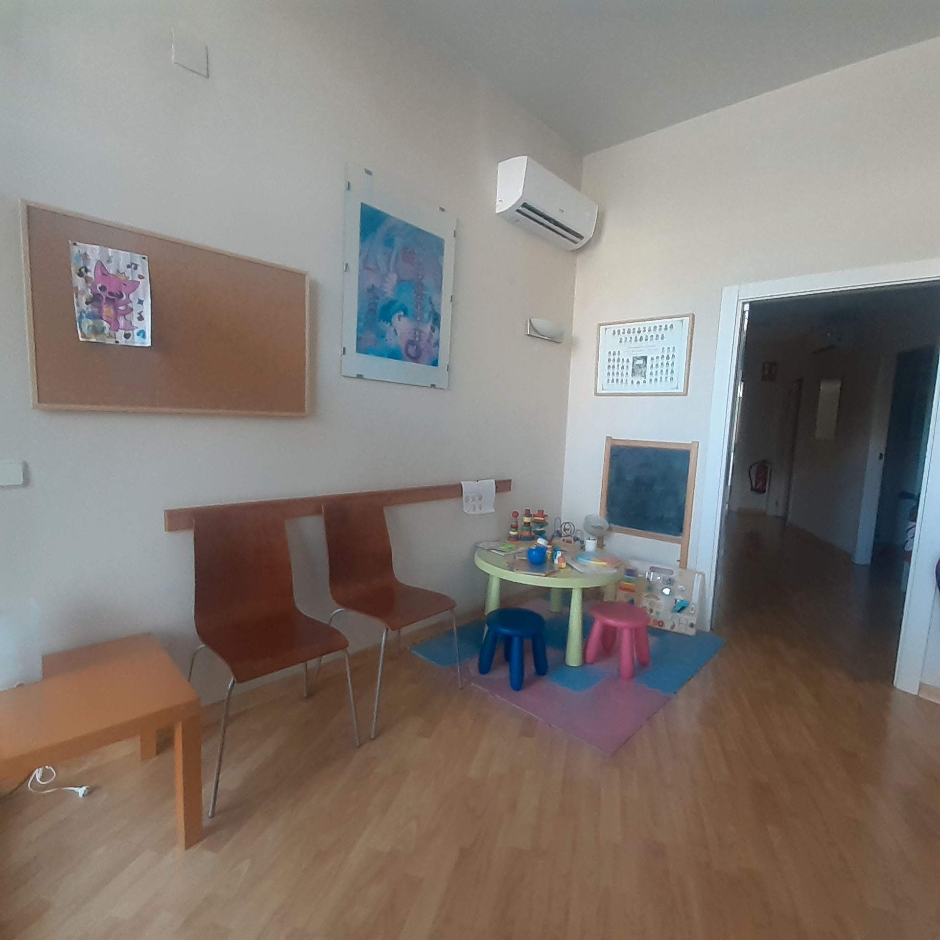 Premises for sale in  Pamplona / Iruña  with Parquet flooring and Alarm