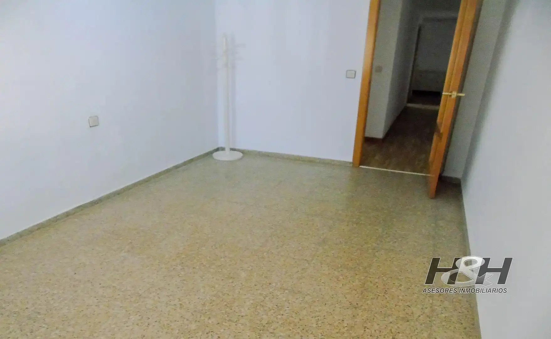 Pis de lloguer en Burjassot amb Parquet i Balcó