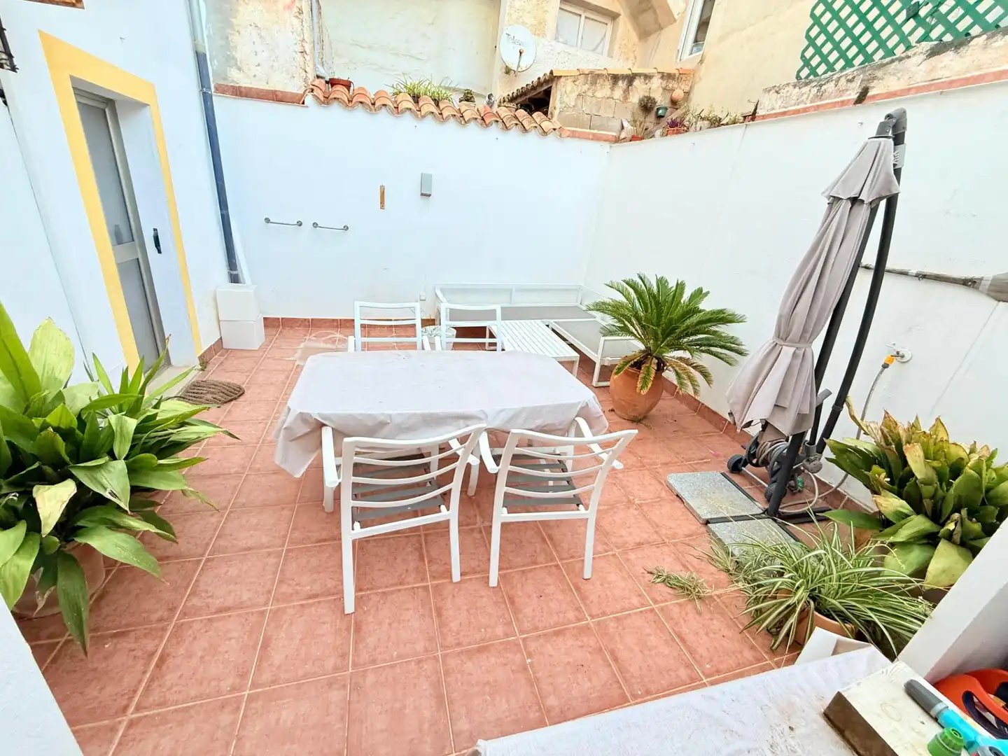 Terrasse von Einfamilien-Reihenhaus zur Miete in Felanitx mit Klimaanlage, Heizung und Terrasse