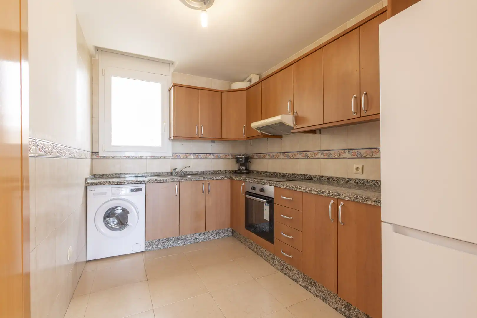 Kitchen of Flat for sale in Adeje  with Private garden, Terrace and Swimming Pool