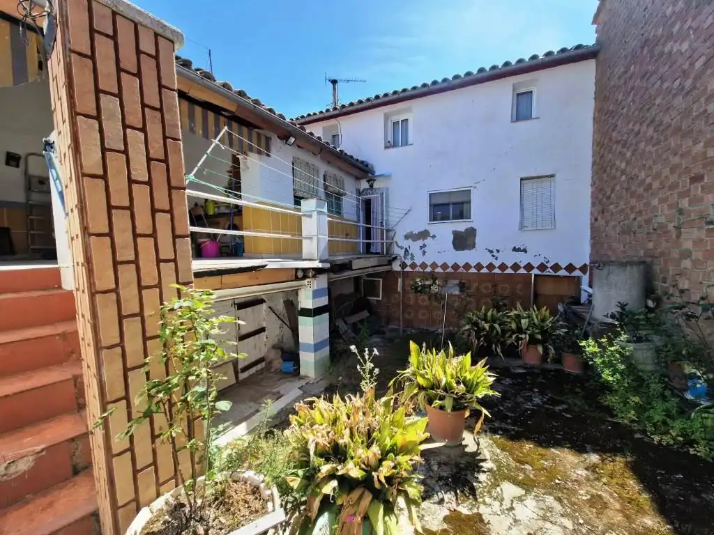 Jardí de Casa o xalet en venda en Alcampell amb Jardí privat, Terrassa i Balcó