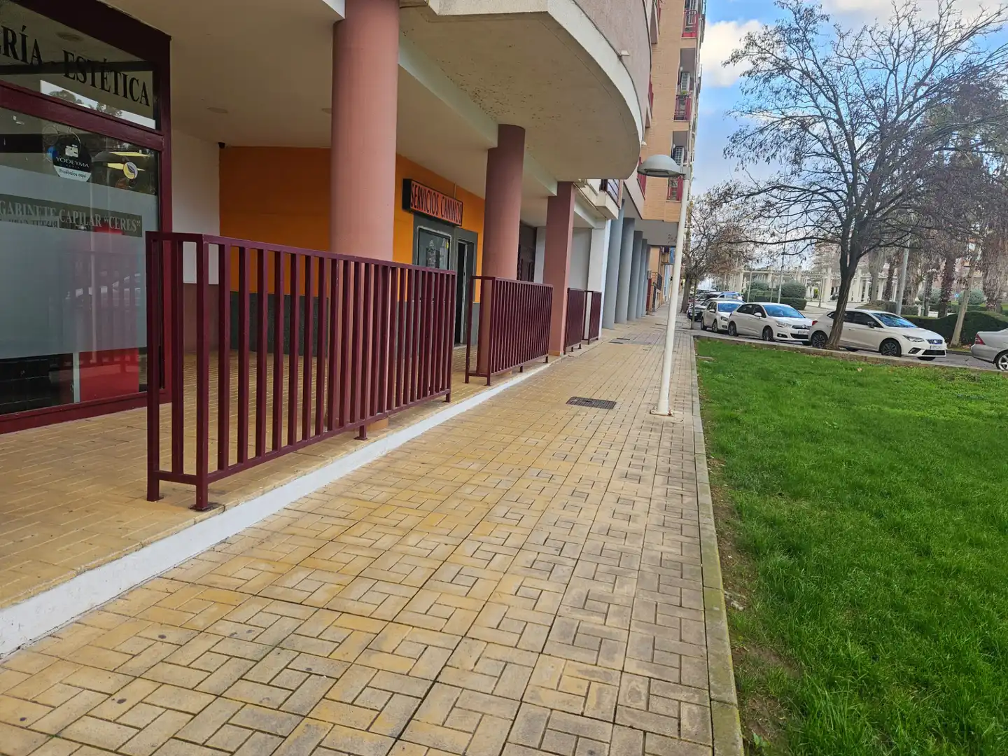 Local comercial en venda a Avenida Alfonso Diaz de Bustamante y Quijano, imagen 4