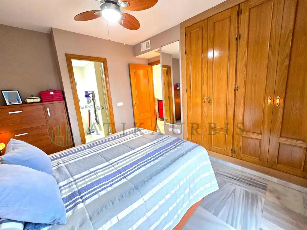 Bedroom of Houses for sale in Málaga  with Air Conditioner and Terrace