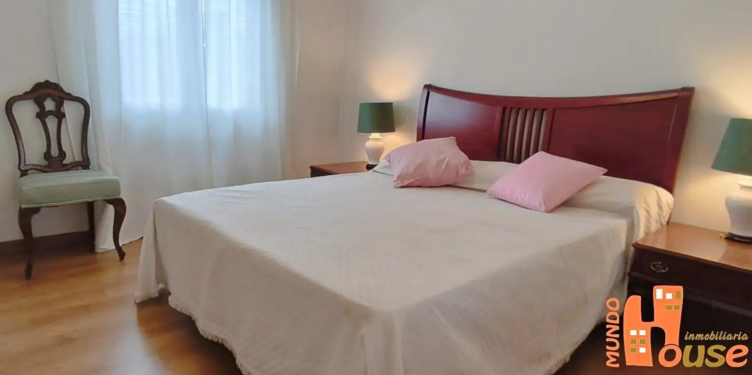 Habitación de Piso en venta en Real Sitio de San Ildefonso con Calefacción, Terraza y Piscina comunitaria