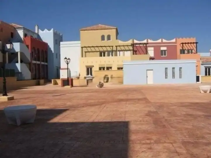 Vista exterior de Piso en venta en Burguillos, Sevilla