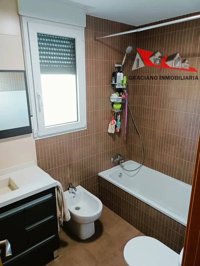 Baño de Piso en venta en Albacete con Aire acondicionado, Calefacción y Trastero